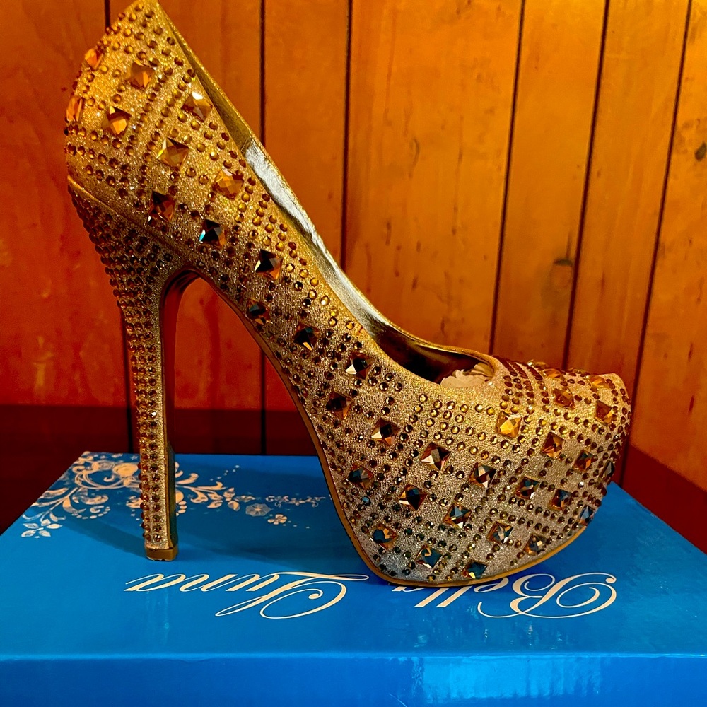Gold Studded Miranda Heels size 9 Brand New
